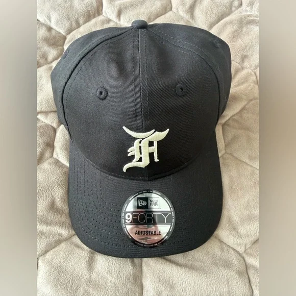 Men's Chicago White Sox New Era x Fear of God Black 9FORTY Adjustable Hat - Picture 2 of 11
